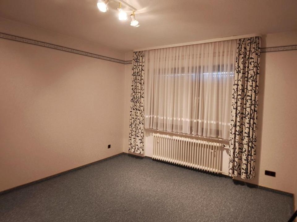 Großzügiges Einfamilienhaus mit Einliegerwohnung in toller Lage – Bild 29