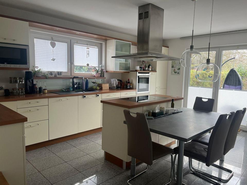 Luxuriöse 7-Zimmer Villa mit Pool und Sauna in der Alpheide – Bild 18