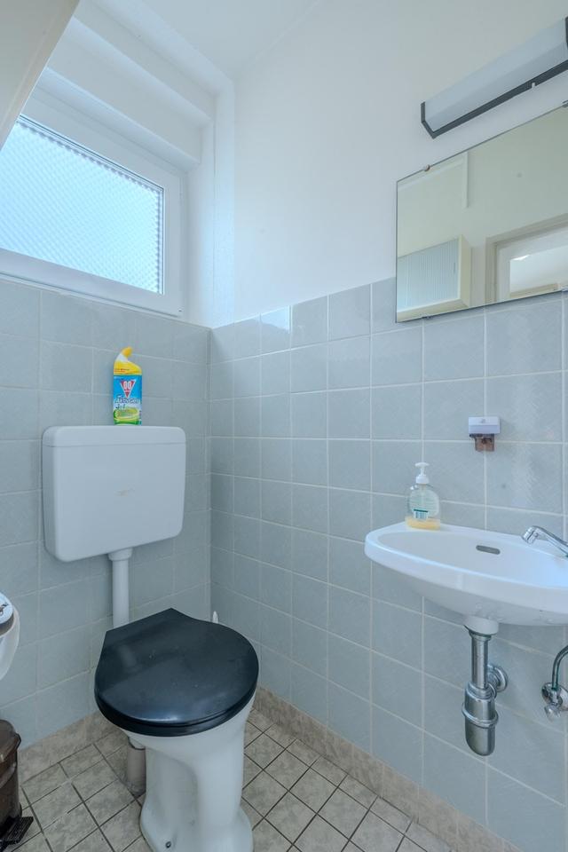 Großzügiger, heller, energetisch sanierter Bungalow in bester Wohnlage von Darmstadt – Bild 9