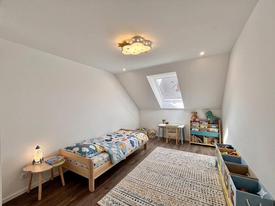 Modern wohnen in Lüneburg – stilvolle Doppelhaushälfte mit Garten & Carport – Bild 18