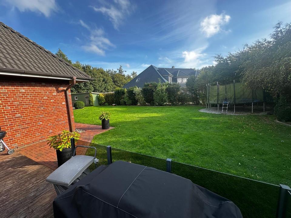 Provisionsfrei: 241 m² EFH mit Wärmepumpe, großem Grundstück und Doppelgarage – Bild 3