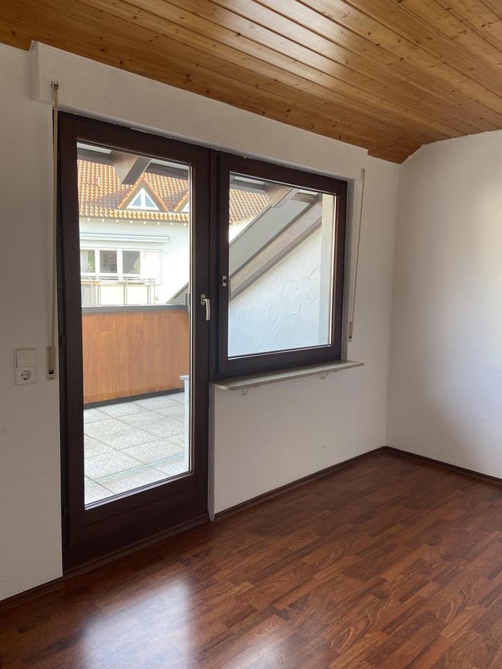 Großzügige 3,5-Zimmer-Wohnung in Winnenden (Hungerberg) – Bild 14