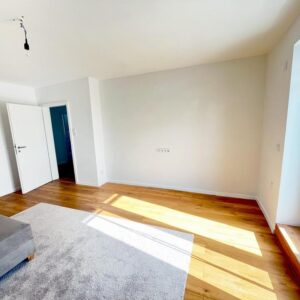 Renovierte 2-Zimmer Wohnung mit Terrasse in Freigericht- Somborn