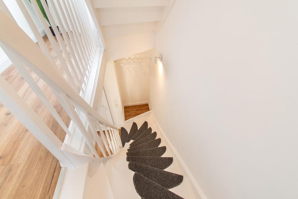 Modernisiertes, familienfreundliches Reihenhaus mit schönem Garten und Garage! – Bild 13