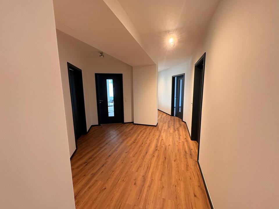 Kernsanierte Büroeinheiten im Erdgeschoss mit Gemeinschaftsflächen in attraktiver Lage von Geldern – Bild 6