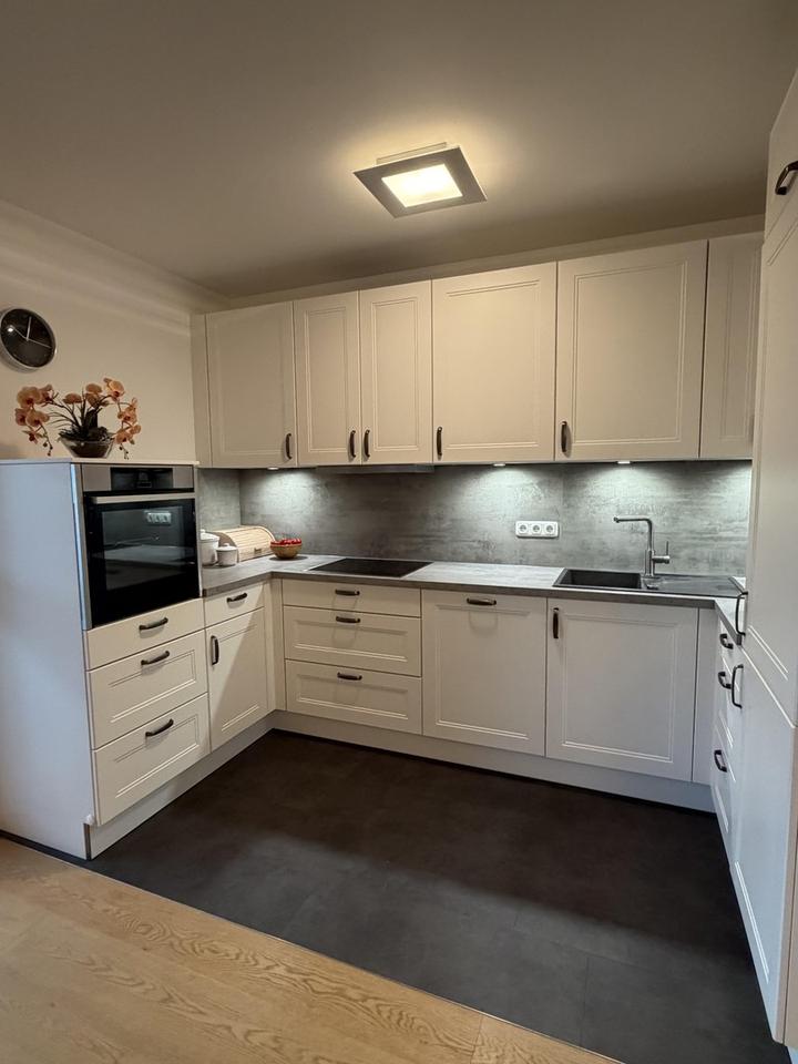 Helle 3,5-Zimmer-Wohnung in gepflegter Anlage in Bogenhausen/Oberföhring – Bild 3